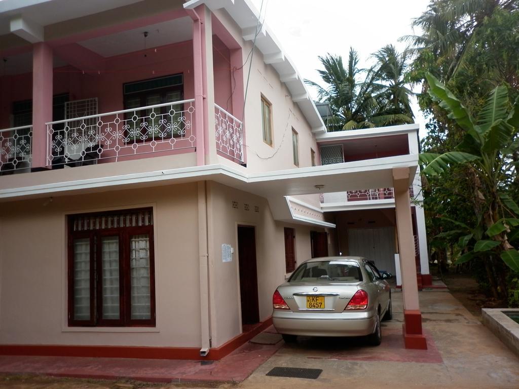 Luxman Guest House Polonnaruwa Ngoại thất bức ảnh